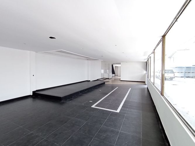 Local en  Arriendo en Chicó Navarra, Bogotá - Miniatura 18