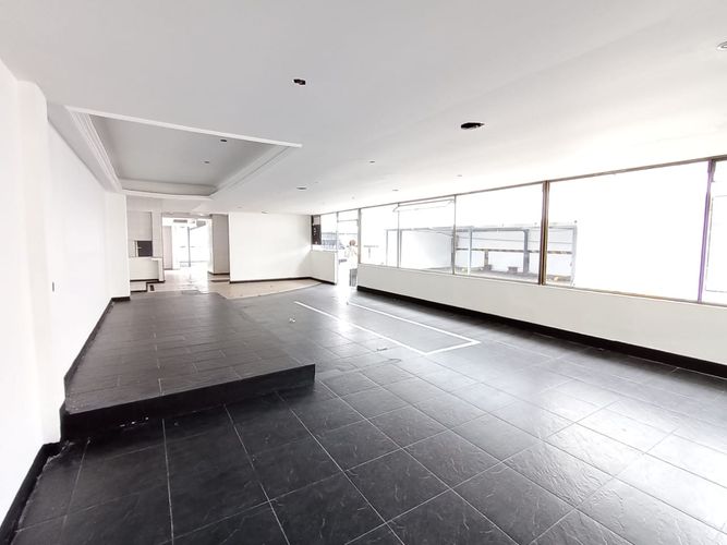 Local en  Arriendo en Chicó Navarra, Bogotá - Miniatura 20