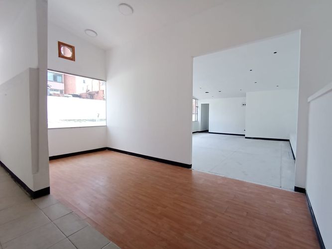 Local en  Arriendo en Chicó Navarra, Bogotá - Miniatura 26