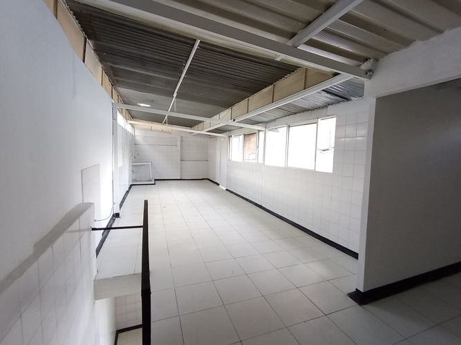 Local en  Arriendo en Chicó Navarra, Bogotá - Miniatura 28