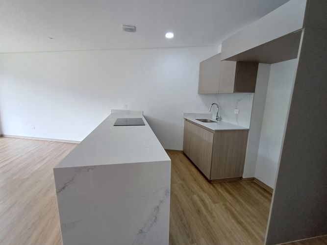 Apartaestudio en arriendo en Rionegro - Miniatura 2