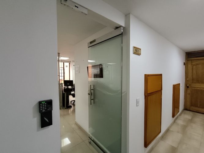 Oficina en  Venta en Chico norte, Bogotá - Miniatura 3