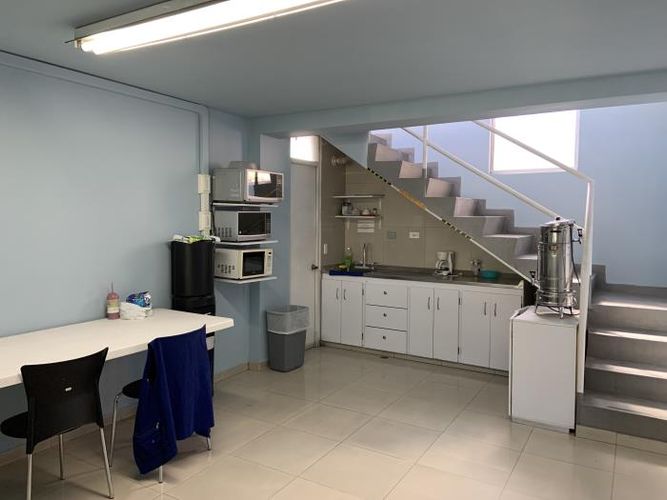 Edificio en arriendo en Chapinero, Bogotá - Miniatura 15