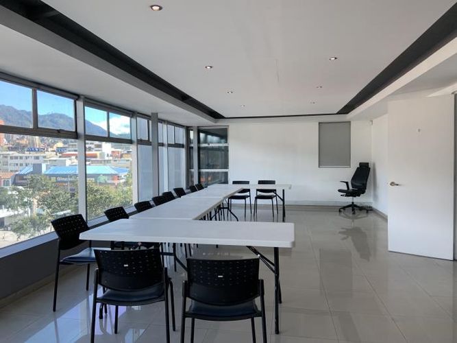 Edificio en arriendo en Chapinero, Bogotá - Miniatura 16