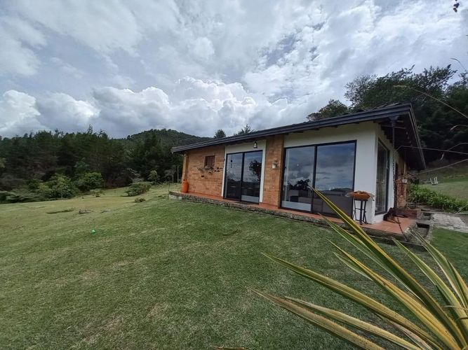 Finca en  Arriendo en Loma del Indio, Medellín - Miniatura 9