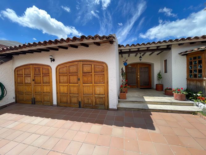 Casa en  Venta en Santa ana oriental, Bogotá - Imagen 1