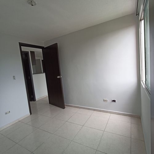 Apartaestudio en  Venta en Paseo de la castellana, Pereira - Miniatura 2