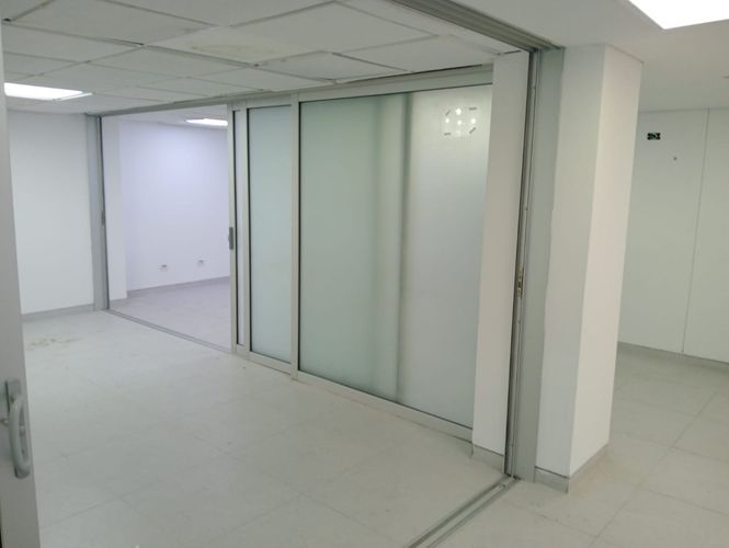 Local en  Arriendo en Salamanca, Soledad - Miniatura 19