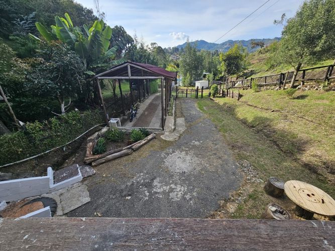 Finca en  Arriendo en Chaparral, Guarne - Imagen 1