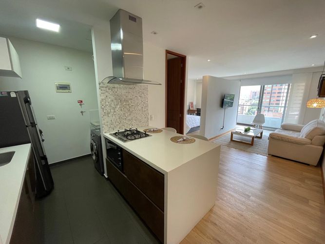 Apartaestudio en  Arriendo en El Poblado, Medellín - Miniatura 4