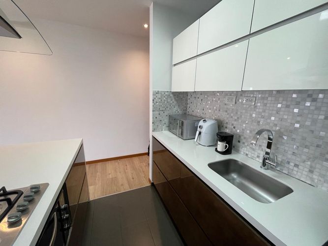 Apartaestudio en  Arriendo en El Poblado, Medellín - Miniatura 5