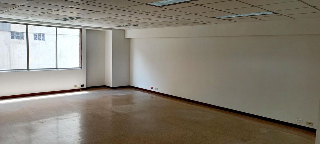 Oficina en  Venta en Bella suiza, Bogotá - Miniatura 2