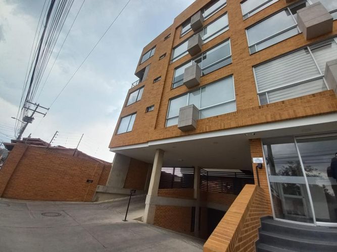 Apartamento en arriendo en Samaria, Chía - Miniatura 2