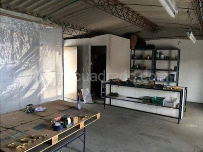Edificio en  Venta en Orquideas, Bogotá - Miniatura 8