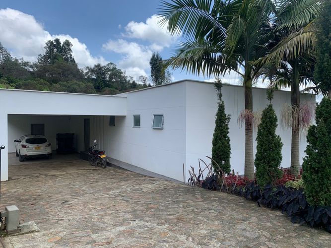 Finca en  Arriendo en Aeropuerto, Rionegro - Miniatura 2