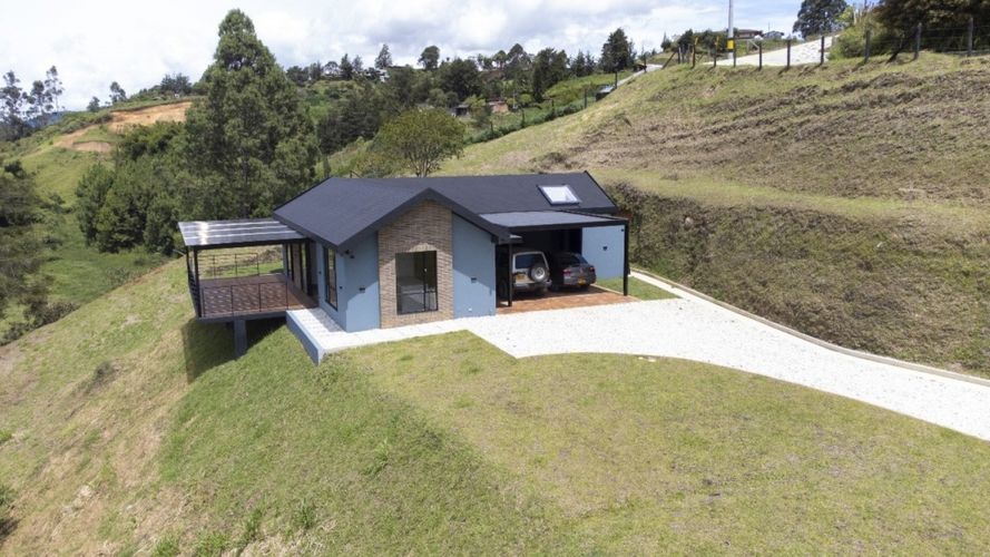 Finca en  Arriendo en La esperanza, Marinilla - Imagen 1
