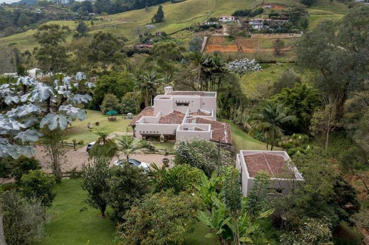 Finca en  Arriendo en Cabeceras de llanogrande, Rionegro - Miniatura 16