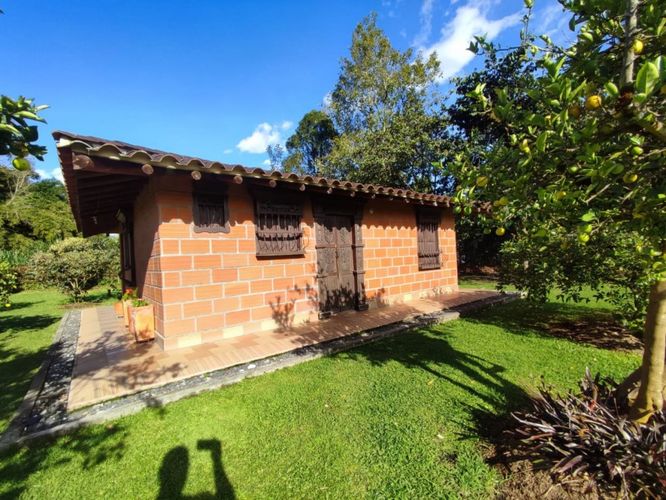 Finca en  Arriendo en Llano Grande, Rionegro - Miniatura 2