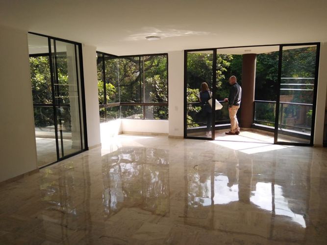 Apartamento en  Venta en Conquistadores, Medellín - Miniatura 3
