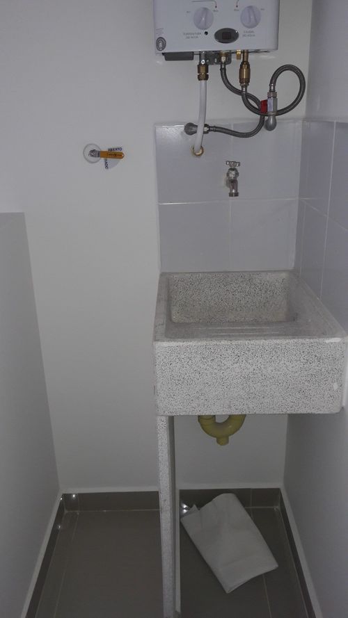 Apartaestudio en  Venta en Niquia, Bello - Miniatura 3