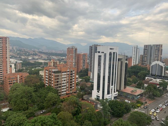 Oficina en  Venta en El Poblado, Medellín - Imagen 1