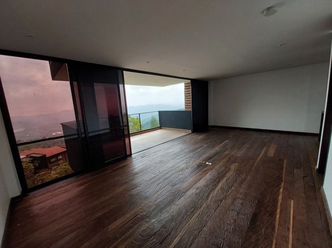 Apartaestudio en  Arriendo en Santa Elena, El Retiro - Imagen 1
