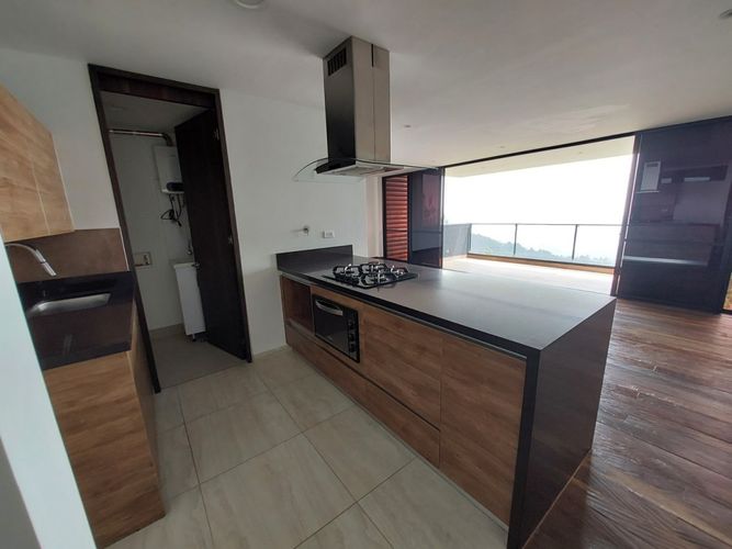 Apartaestudio en  Arriendo en Santa Elena, El Retiro - Miniatura 3