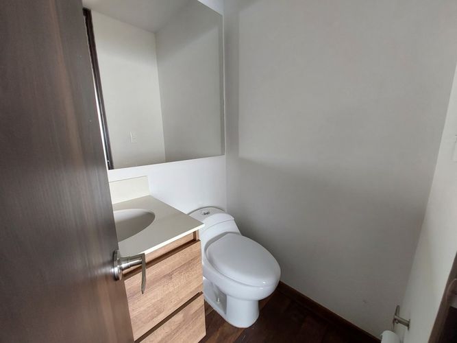 Apartaestudio en  Arriendo en Santa Elena, El Retiro - Miniatura 5