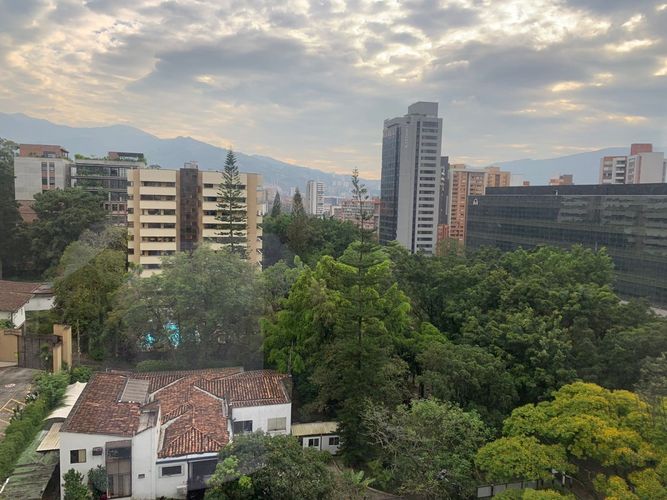 Oficina en  Venta en Laureles, Medellín - Imagen 1