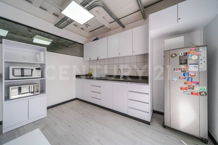 Oficina en venta en Canodromo, Bogotá - Miniatura 4