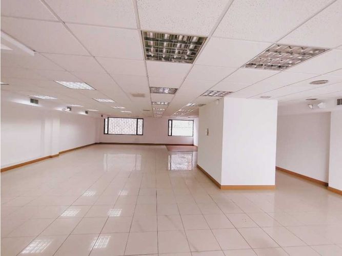 Edificio en arriendo en Teusaquillo, Bogotá - Miniatura 3