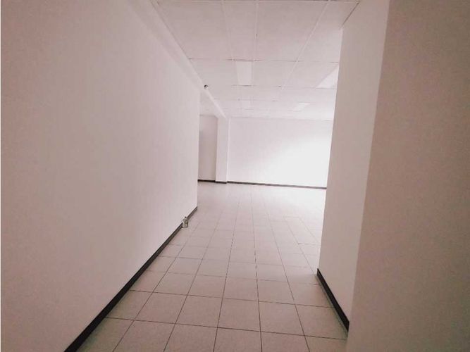 Edificio en arriendo en Teusaquillo, Bogotá - Miniatura 4