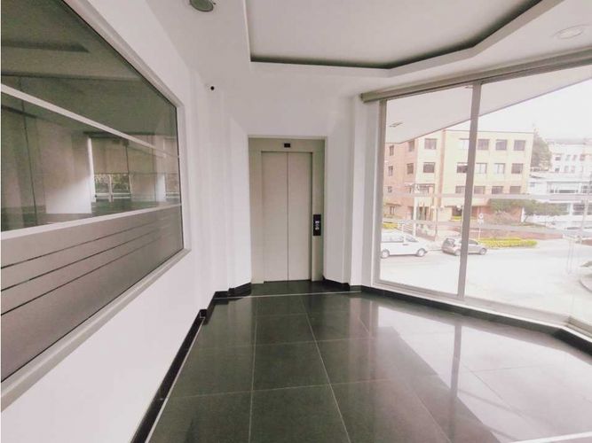 Edificio en arriendo en El chico, Bogotá - Miniatura 18