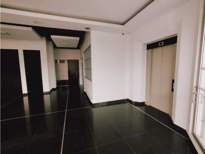 Edificio en arriendo en El chico, Bogotá - Miniatura 28