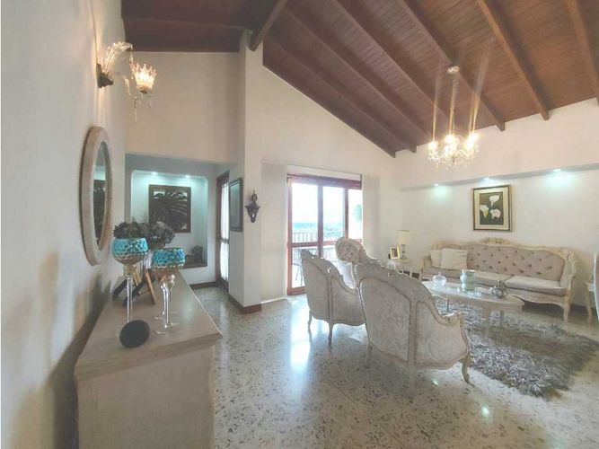 Apartamento en  Venta en Conquistadores, Medellín - Miniatura 2