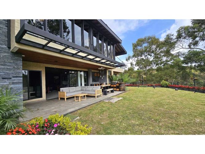 Casa en  Venta en Las Palmas, Envigado - Miniatura 2