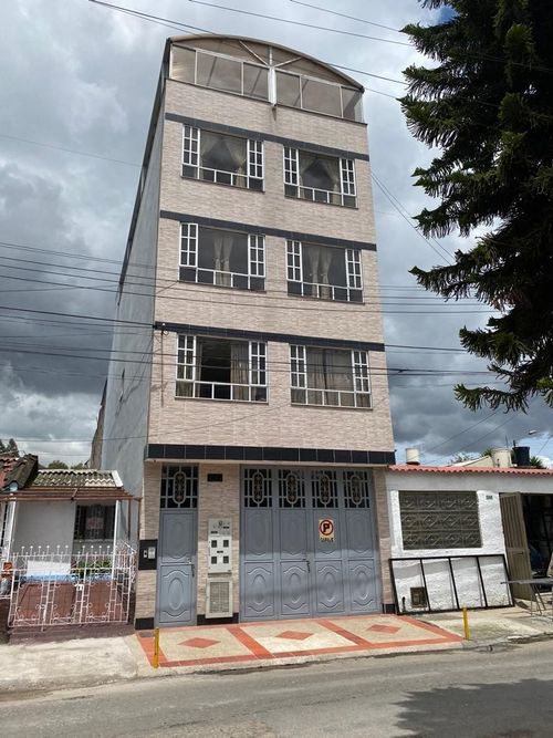 Edificio en  Venta en Las delicias, Bogotá - Miniatura 2
