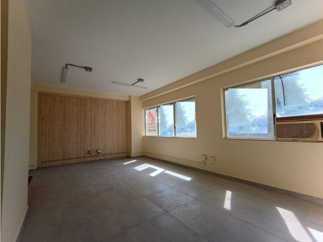 Oficina en  Arriendo en Guayabal, Itaguí - Imagen 1