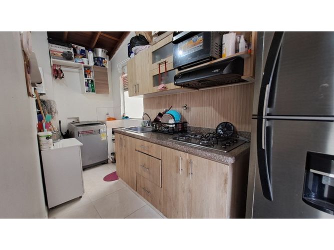 Apartaestudio en  Venta en Prados de Sabaneta, Medellín - Miniatura 2