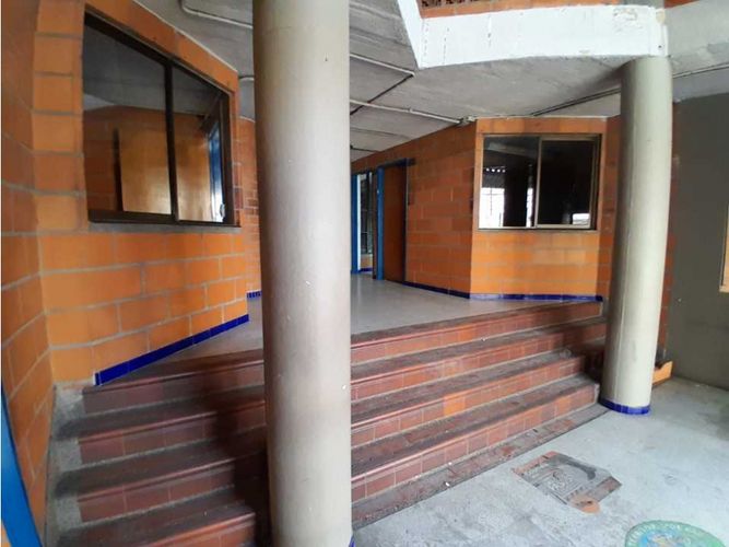 Edificio en  Arriendo en Centro, Medellín - Miniatura 2