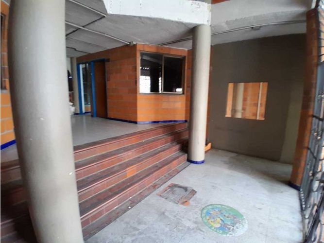Edificio en  Arriendo en Centro, Medellín - Miniatura 3