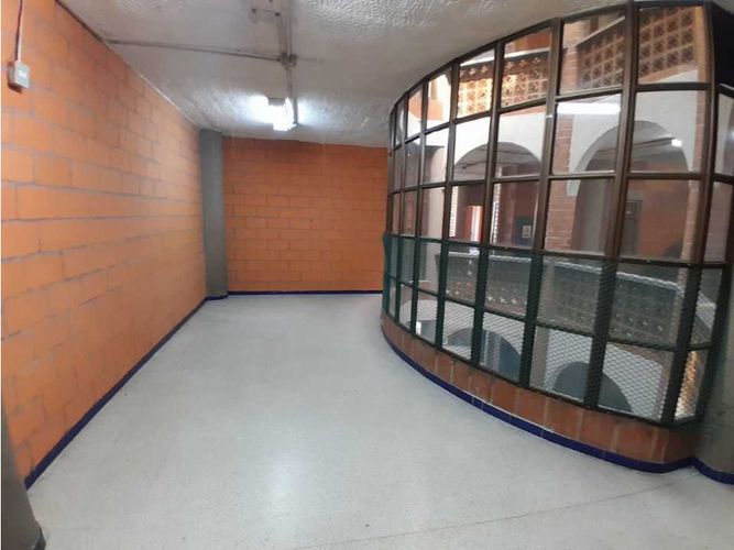 Edificio en  Arriendo en Centro, Medellín - Miniatura 13