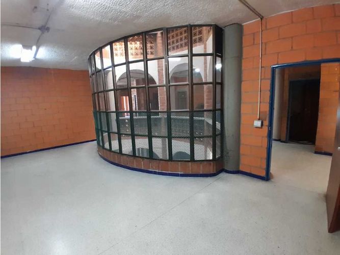 Edificio en  Arriendo en Centro, Medellín - Miniatura 14