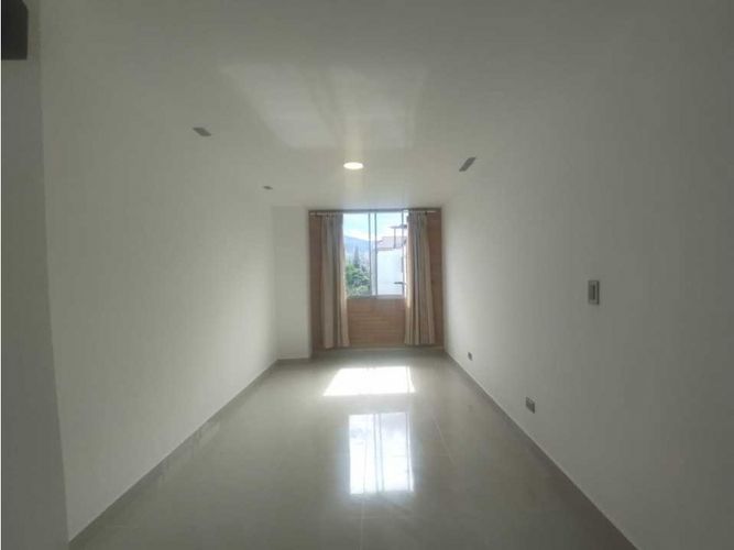 Apartaestudio en  Arriendo en Suramericana, Medellín - Miniatura 3