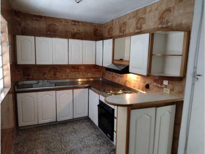 Casa en  Arriendo en El salvador, Medellín - Imagen 1