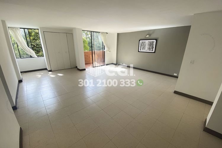 Apartaestudio en  Arriendo en El Poblado, Medellín - Miniatura 3