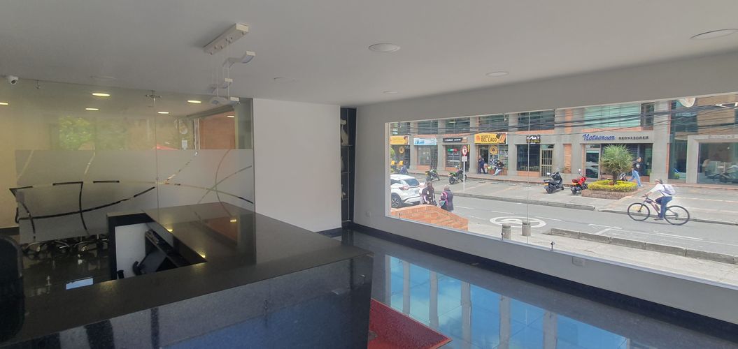 Oficina en venta en El Lago, Bogotá - Miniatura 2