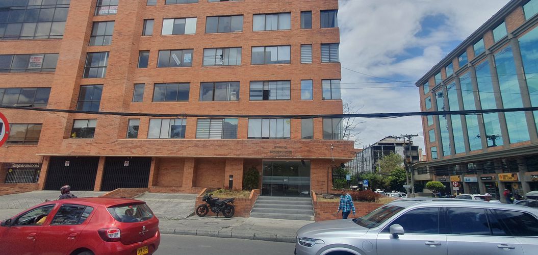 Oficina en venta en El Lago, Bogotá - Miniatura 17