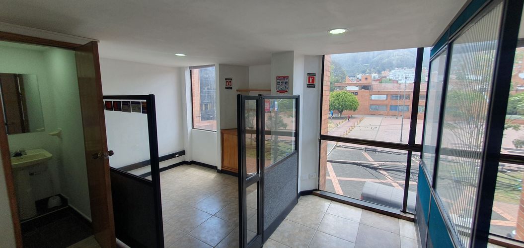 Oficina en venta en El Lago, Bogotá - Miniatura 20