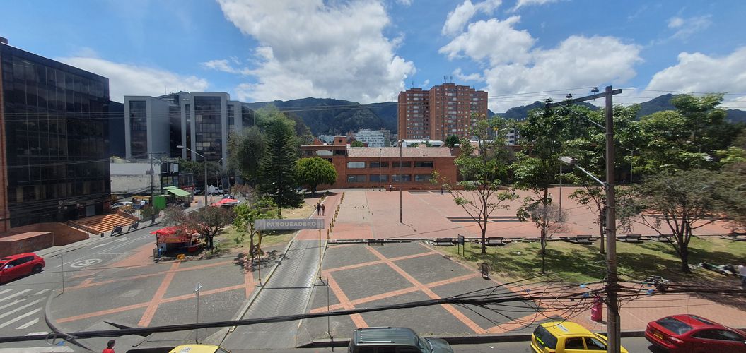 Oficina en venta en El Lago, Bogotá - Miniatura 23